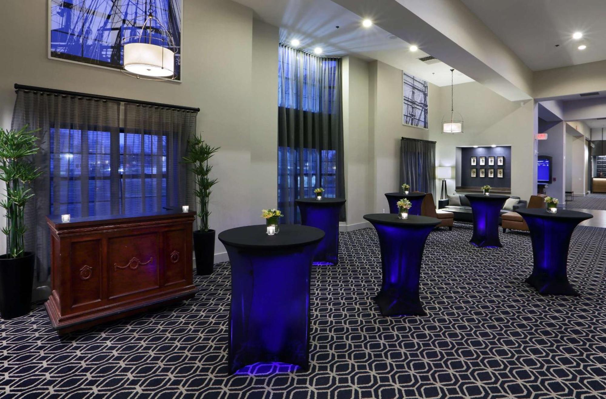 Hotel Hilton Mystic Esterno foto